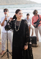 Elaf Dhanak 3PC Embroidered Suit with Organza Embroidered Dupatta – ZC163