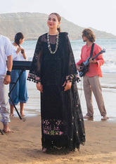 Elaf Dhanak 3PC Embroidered Suit with Organza Embroidered Dupatta – ZC163