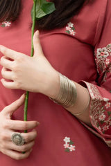 Urge Lawn 2PC Embroidered Shirt and Trouser – ZC1012