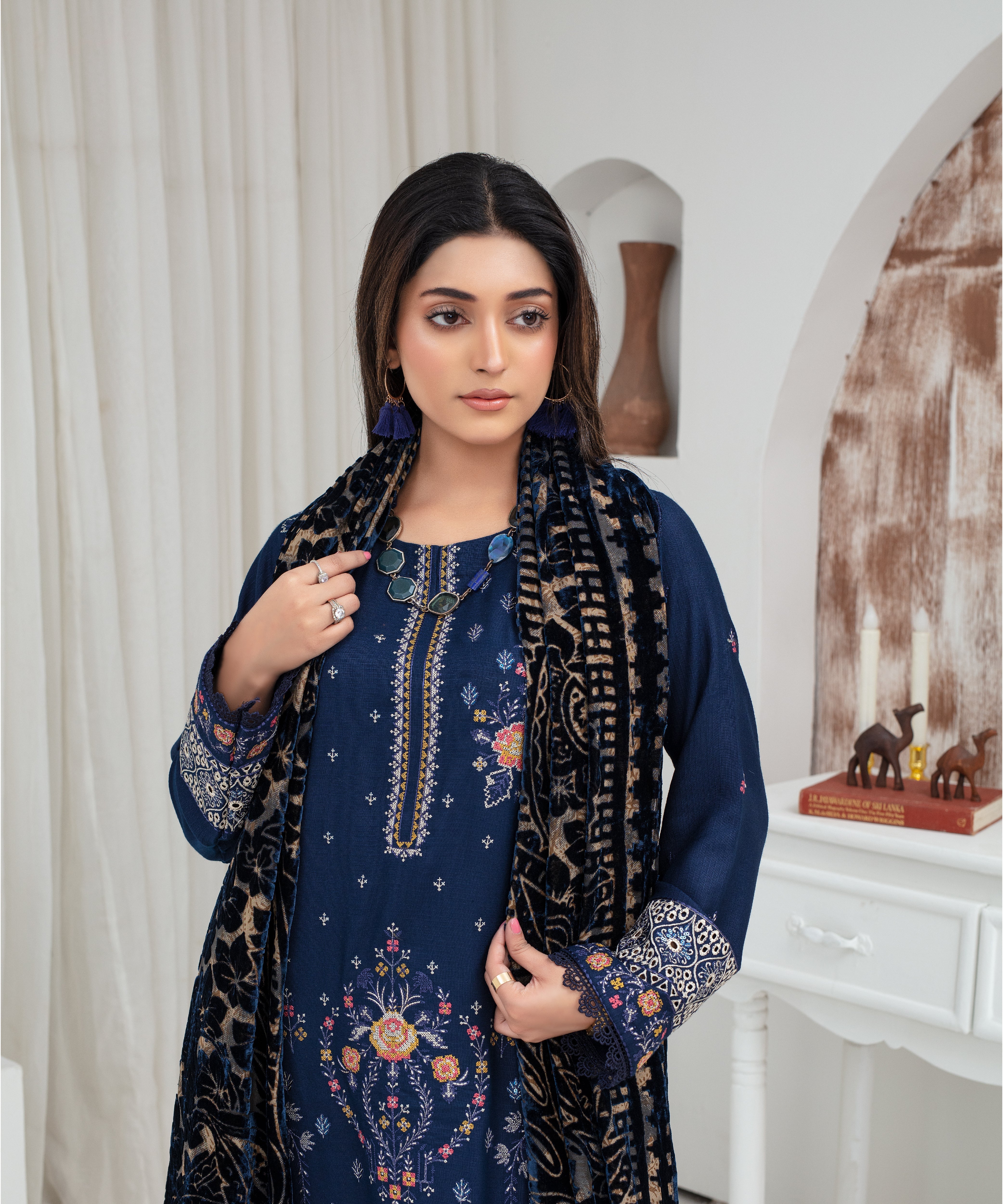 CREATION Dhanak 3PC Chikankari Embroidered Shirt with Velvet Plachi Shawl – ZC2103