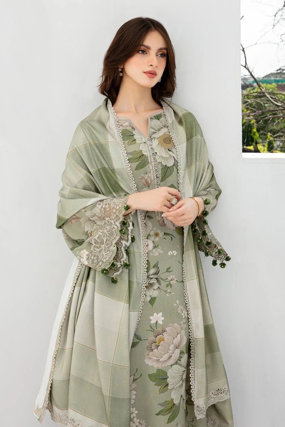 Baroque 3PC Karandi Printed Shirt with Karandi Printed Dupatta and Trouser – ZC801