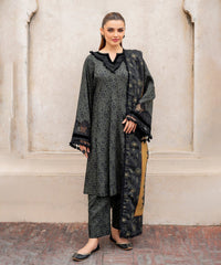 Baroque 3PC Karandi Printed Shirt with Karandi Printed Dupatta and Trouser – ZC831