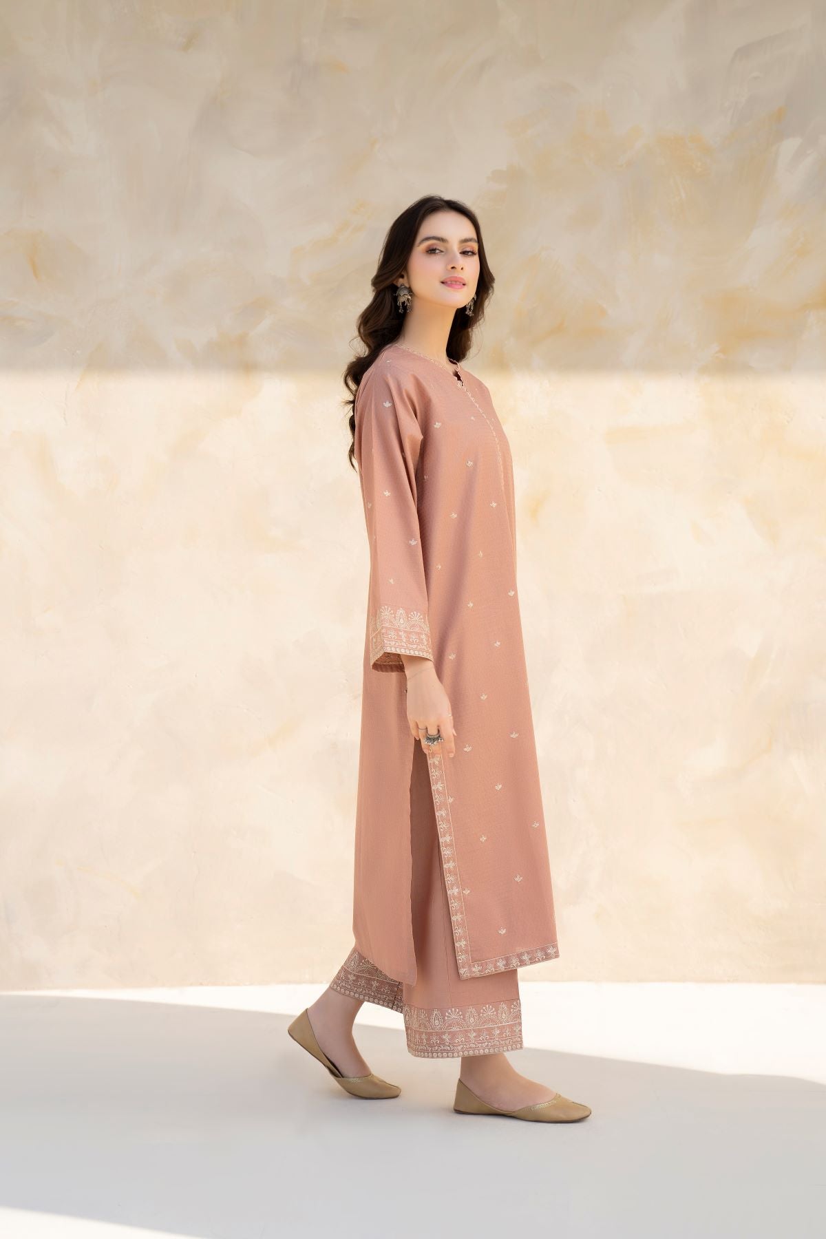 Dhanak 2PC Embroidered Suit – ZC3295