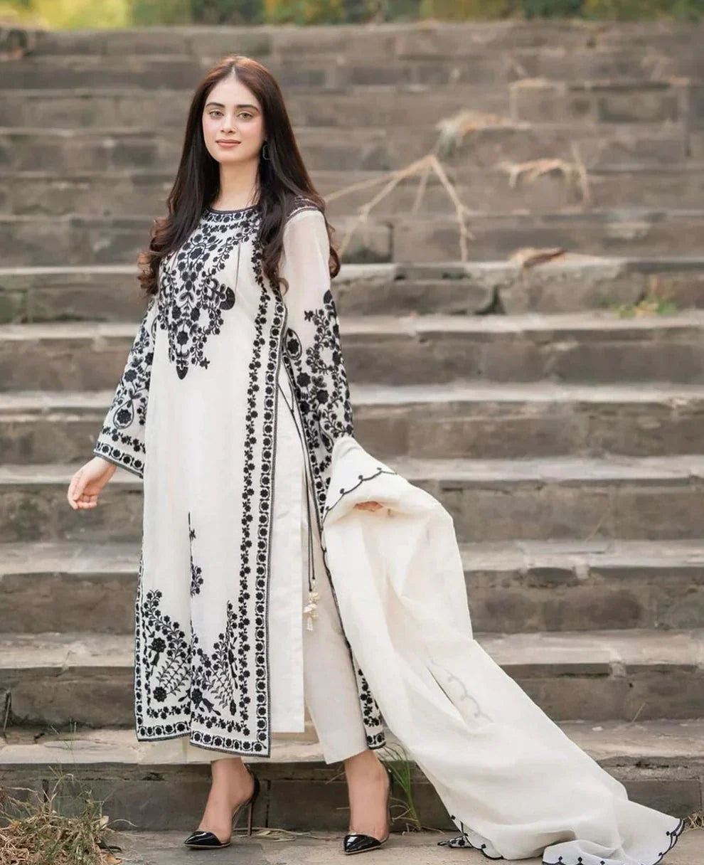 Jazmin Lawn 3PC Embroidered Shirt with Chiffon Embroidered Dupatta – ZC1031