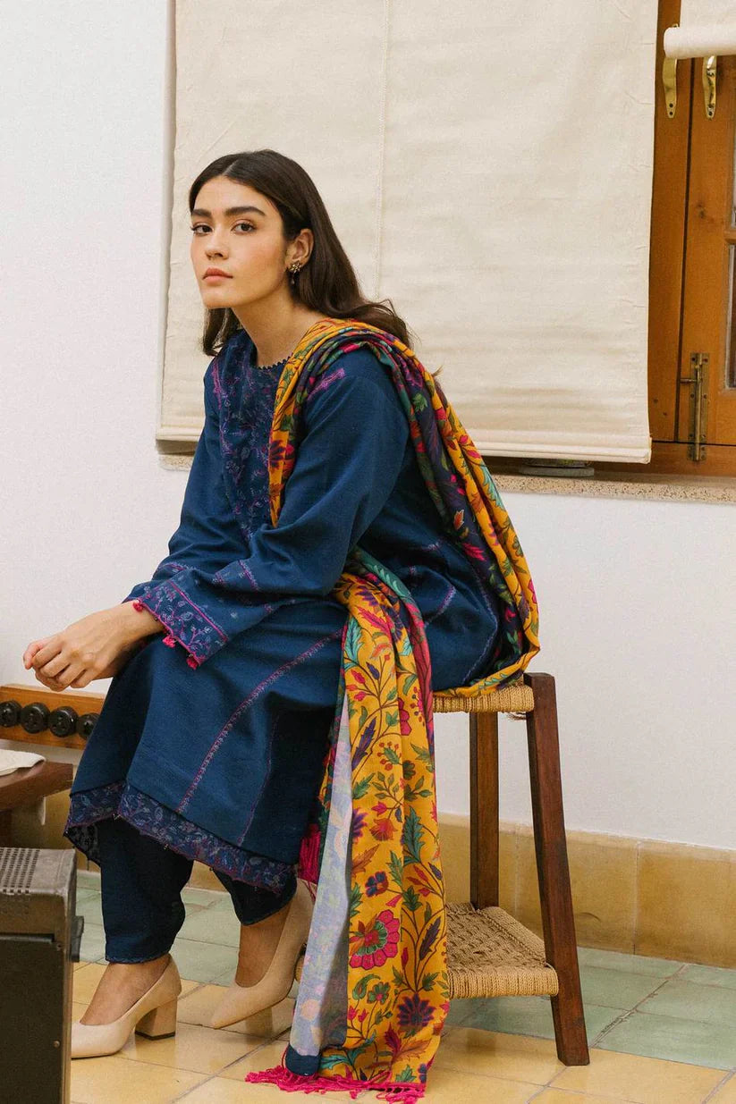 Zara Shahjahan 3PC Dhanak Embroidered Shirt with Digital Printed Shawl – ZC217