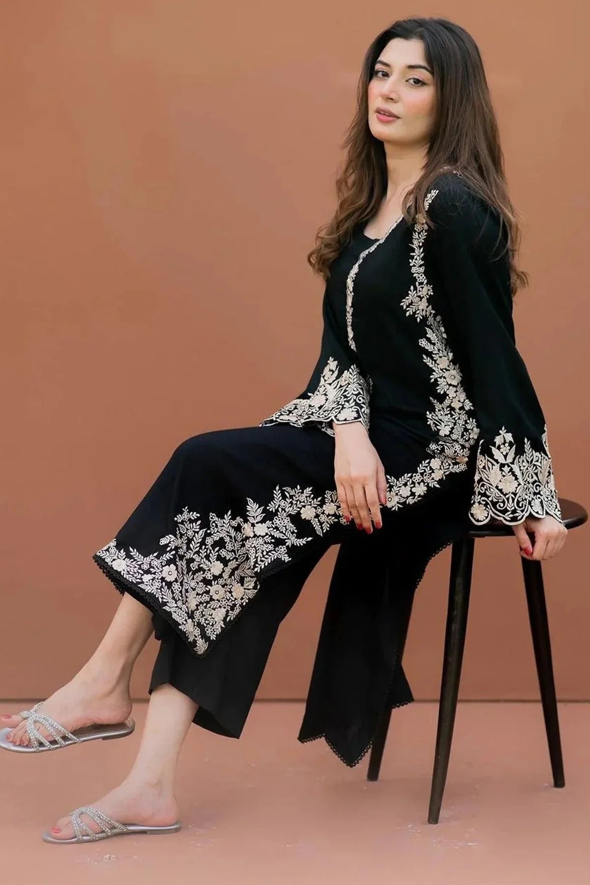 Dhanak 2PC Embroidered Suit – ZC670